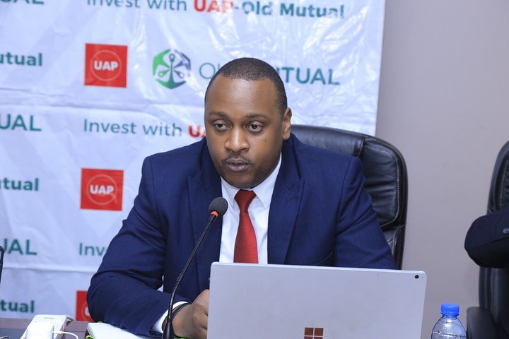 Simon Mwebaza CFA